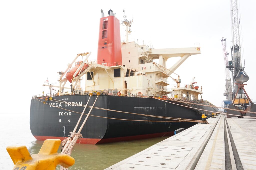 First time handling cape size Limestone vessel